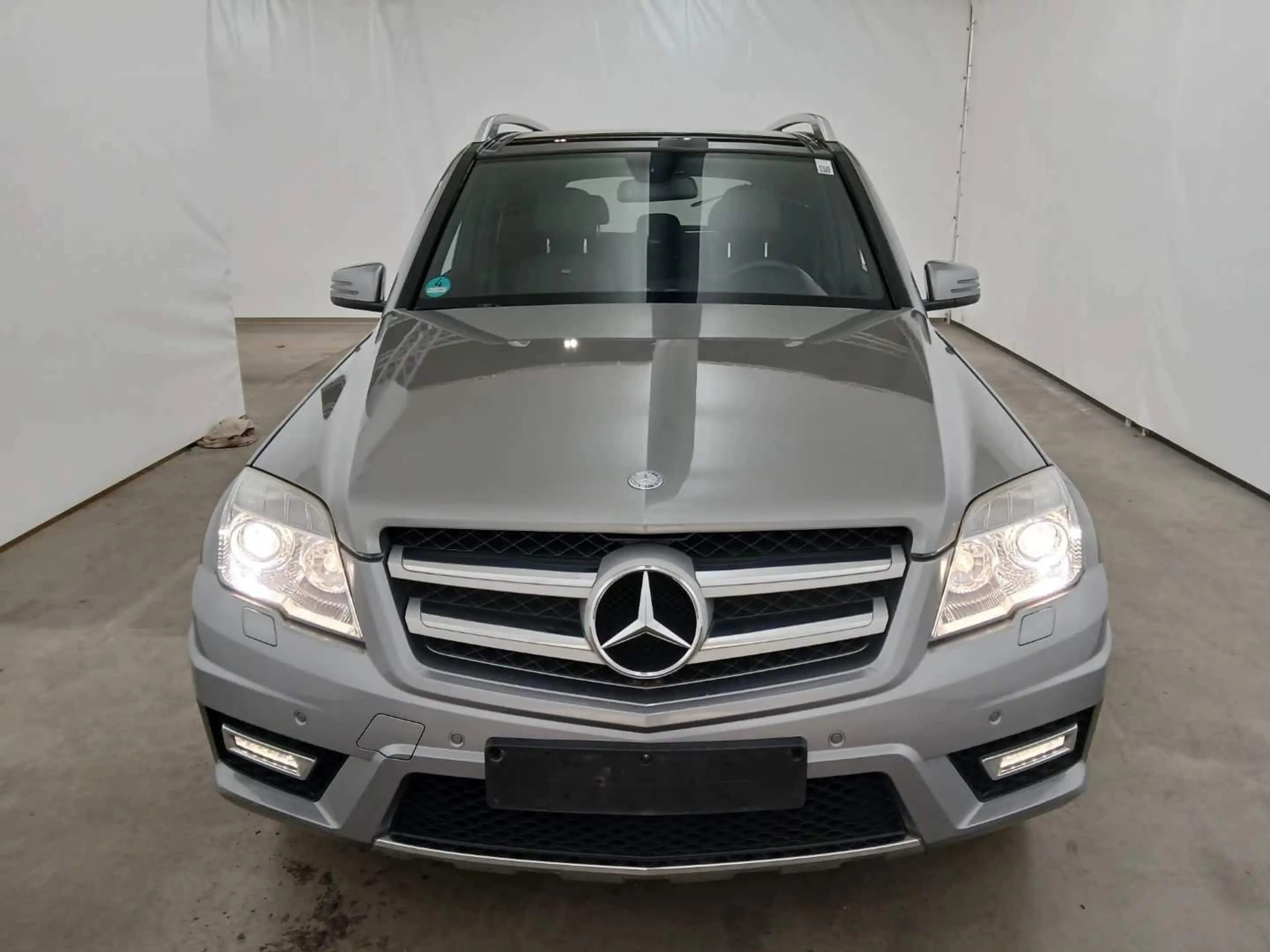 Mercedes-Benz GLK 350 AMG Line 4Matic/PANO/RFK/AHK/BI-XENON — photo 2