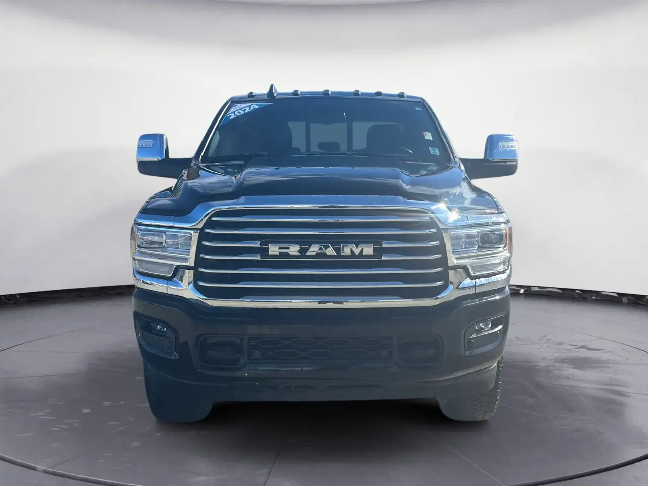 RAM 2500 снимка RAM 2500