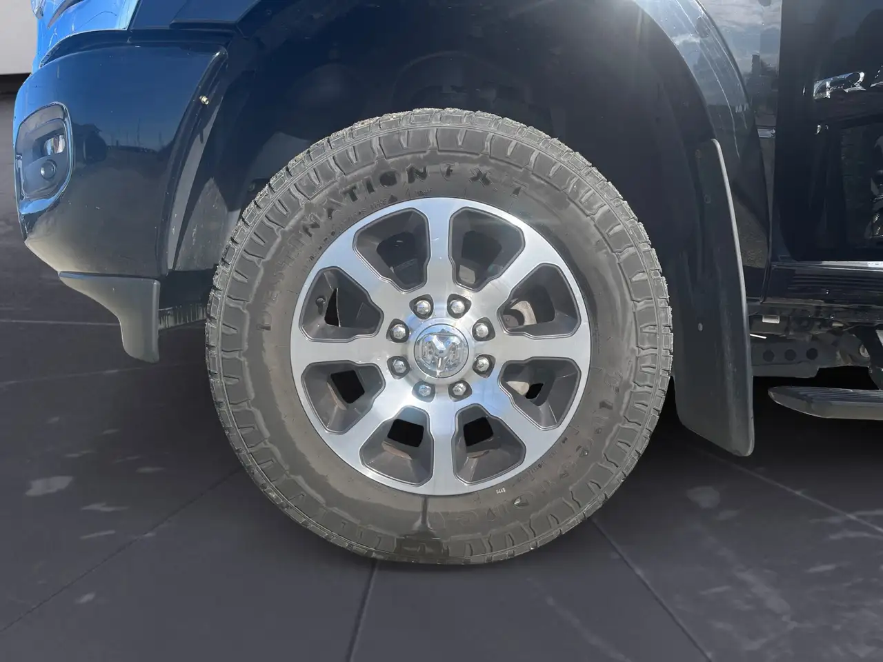 RAM 2500 снимка RAM 2500