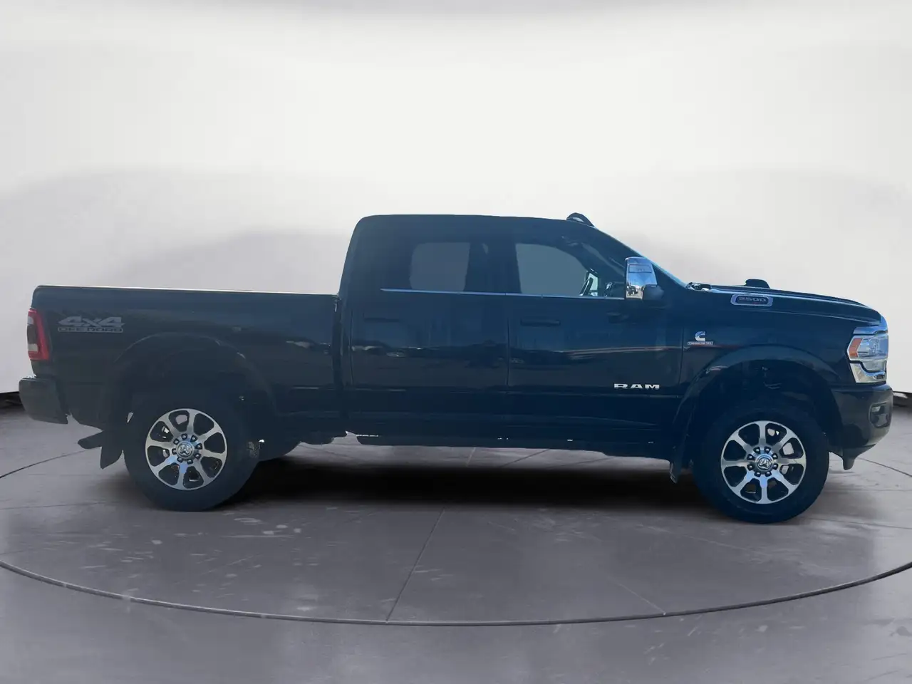 RAM 2500 снимка RAM 2500