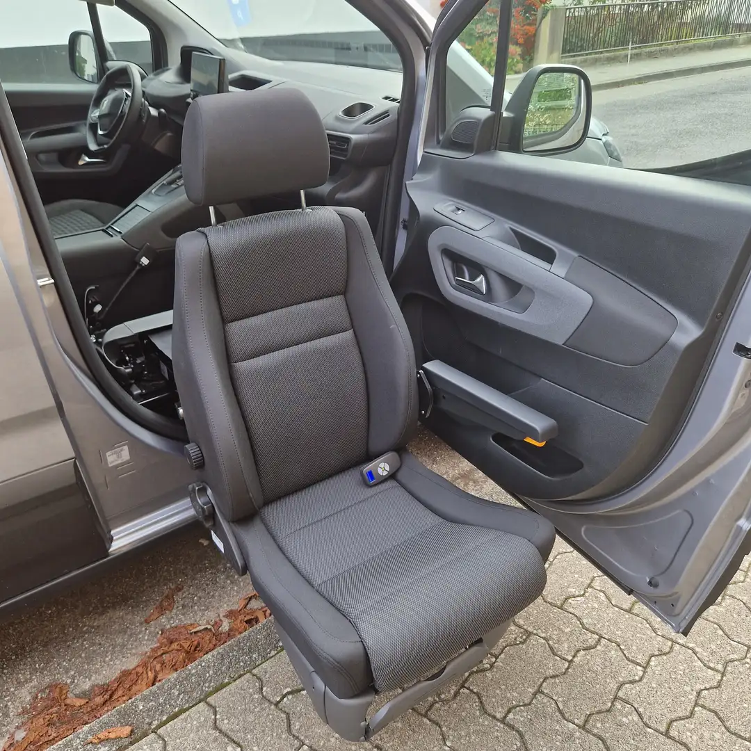 Peugeot Rifter Rifter BlueHDI 130 L2 EAT8 GT Silber - 2