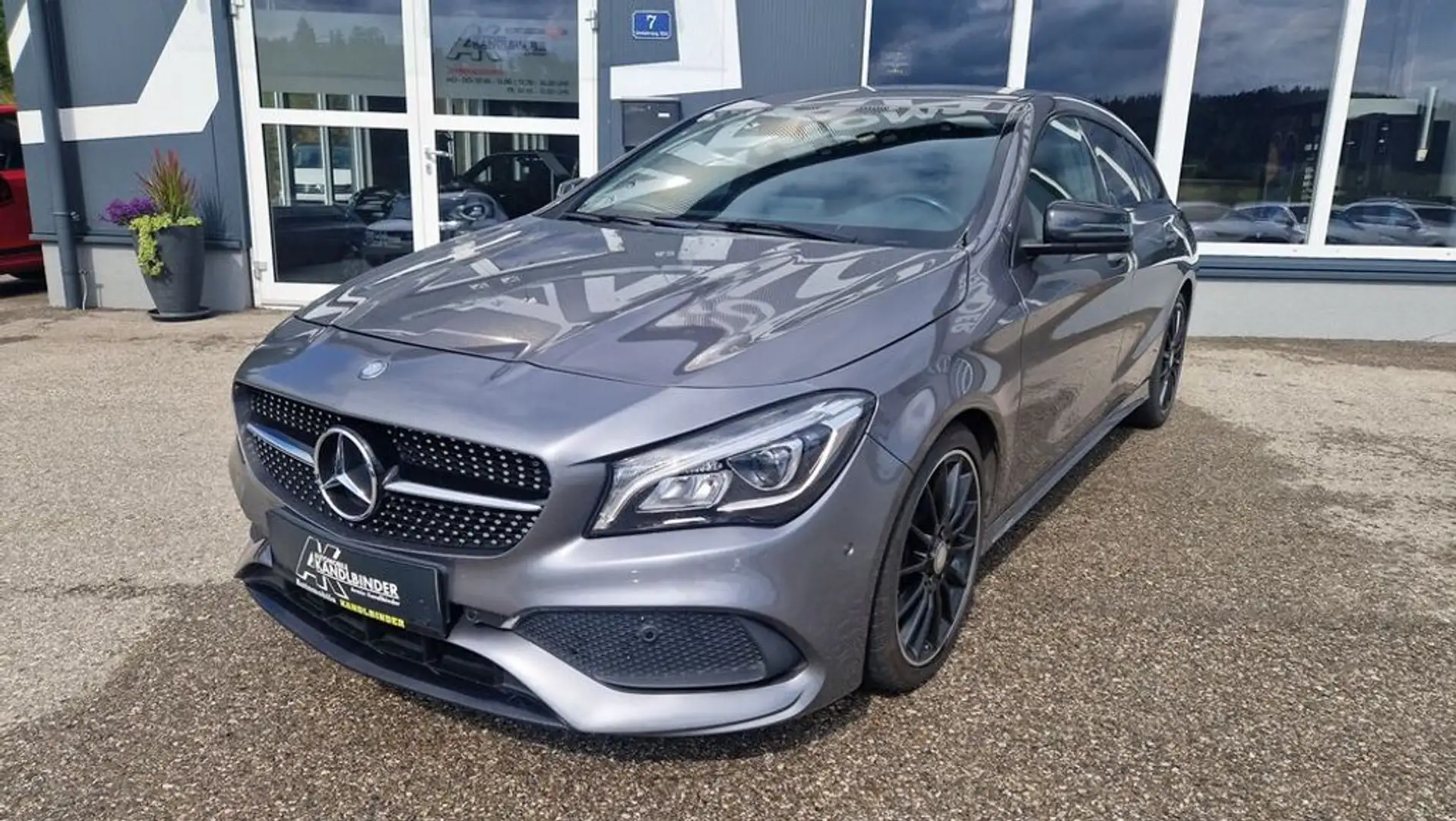 Mercedes-Benz CLA 220 CDI AMG-Packet 4Matic Gris - 1