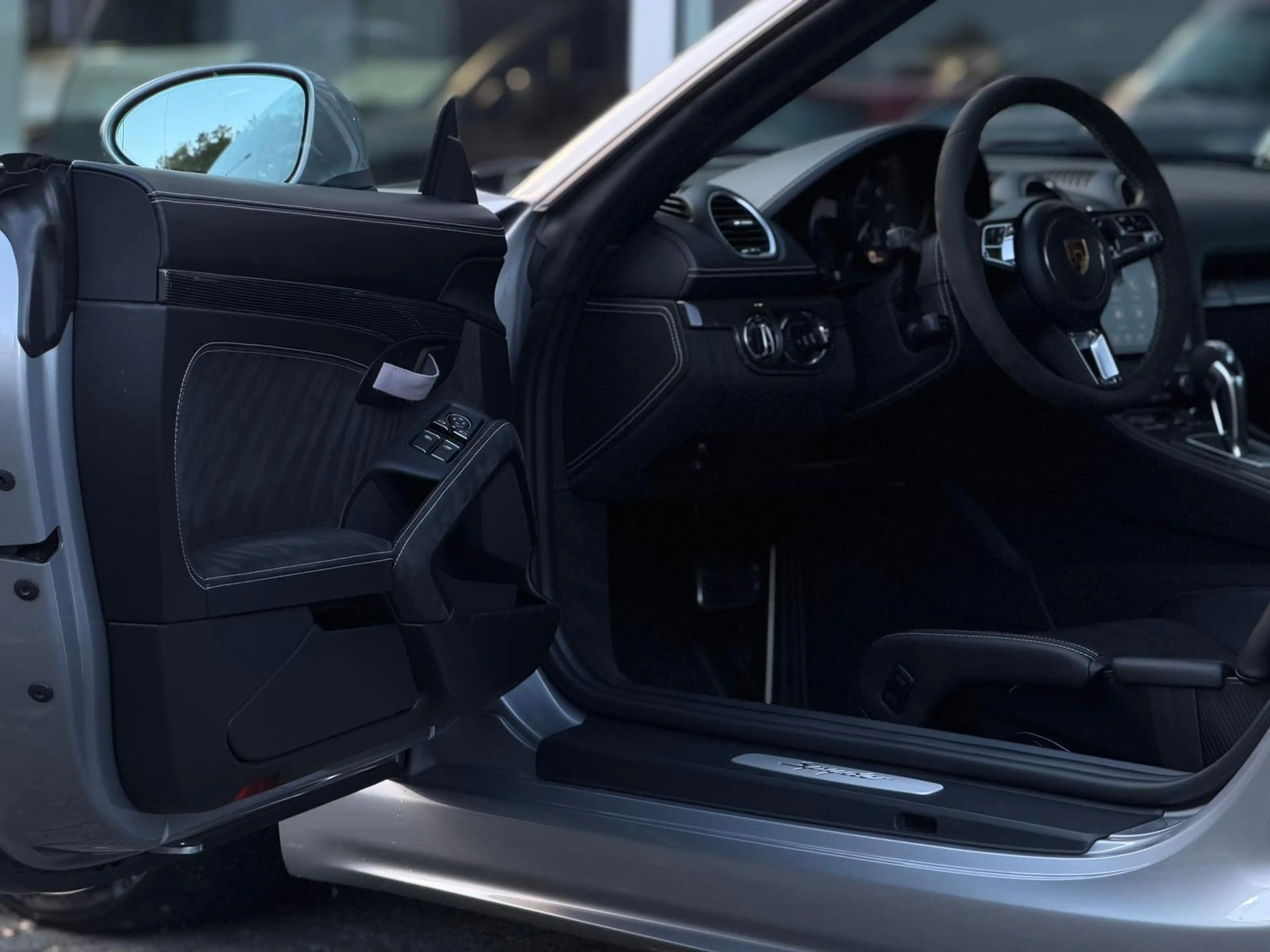 Porsche Boxster Spyder 718 Vollschale*Carbon*Sport-AGA*Leder*LED — photo 9