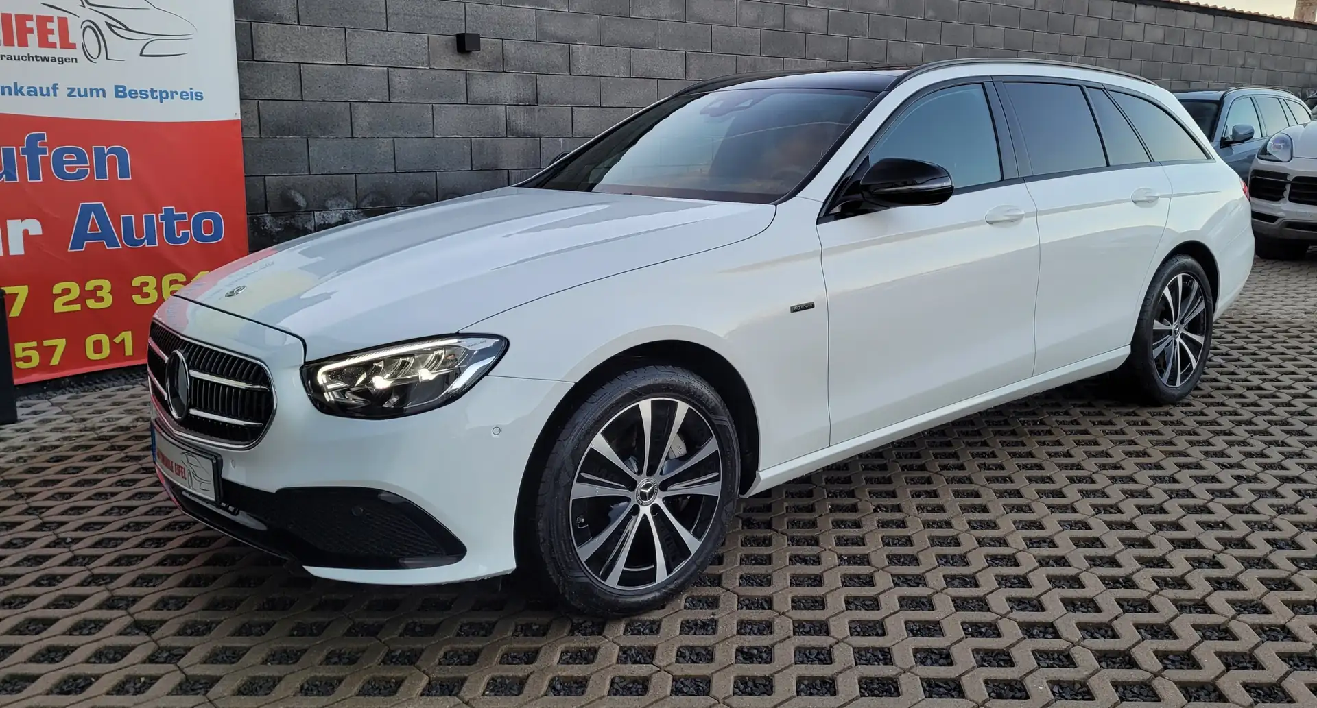Mercedes-Benz E 300 E 300 de*NIGHT PAKET*PANORAMA*ALU 19ZOLL*ACC*SHZ Blanc - 2
