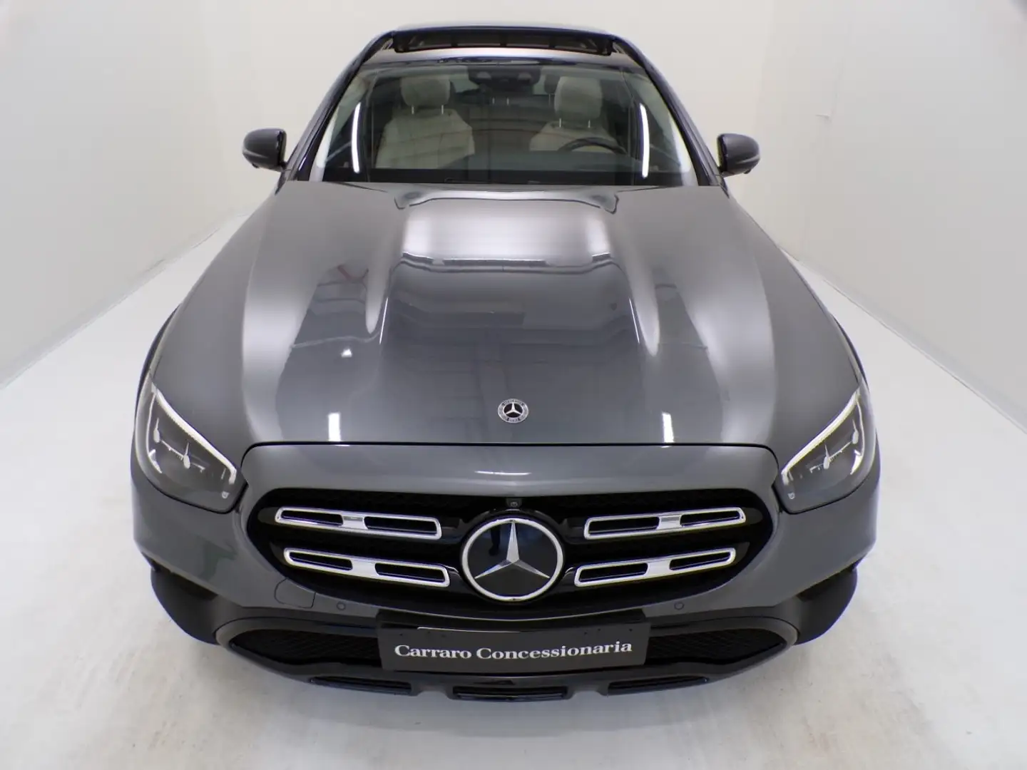 Mercedes-Benz E 220 - E SW All-Terrain 220 d mhev Icon Collection 4mat Grey - 2