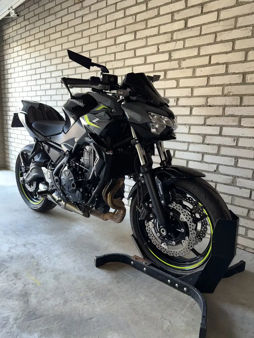 Kawasaki Z 650 Met garantie! Zwart - 1