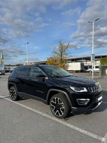 Imagine Jeep Compass 1.4 Limited 4WD Navi Panorama Kamera DAB