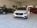 Volvo XC40 D3 Momentum Pro AWD Aut. Blanco - thumbnail 2