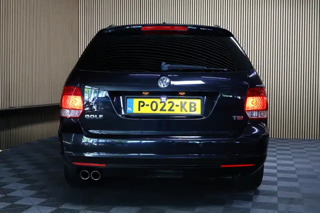 Volkswagen Golf view 8