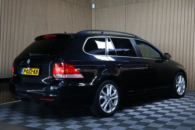 Volkswagen Golf view 7