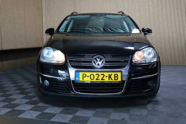 Volkswagen Golf view 9