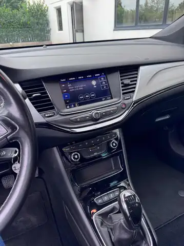 Opel Astra view 10