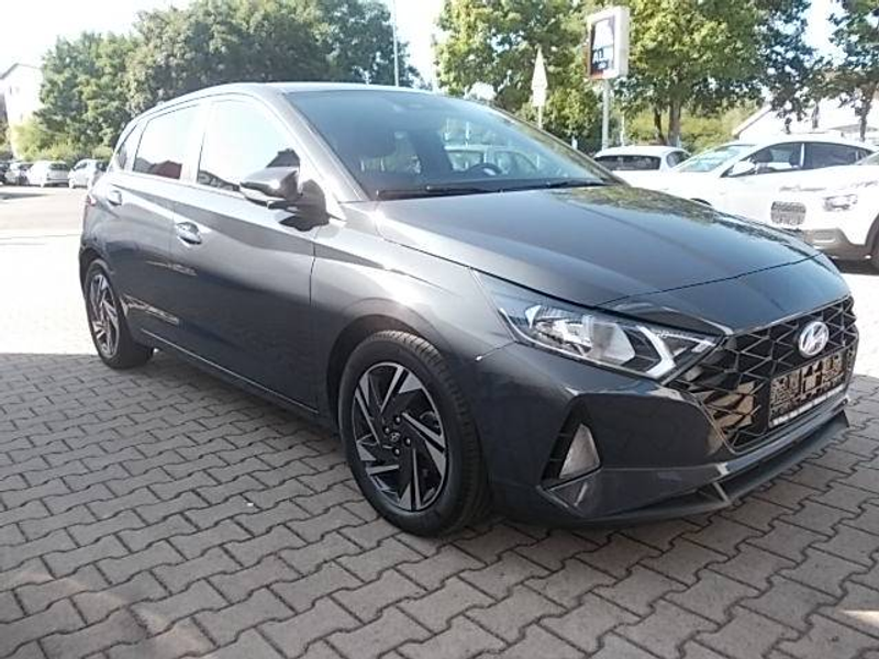 Hyundai i20 Connect & Go, 1. Hd, Bose Sound, Kamera, 2XUSB, Klimaautomatik, Lenkradheizung, 16" Alufelgen — photo 3