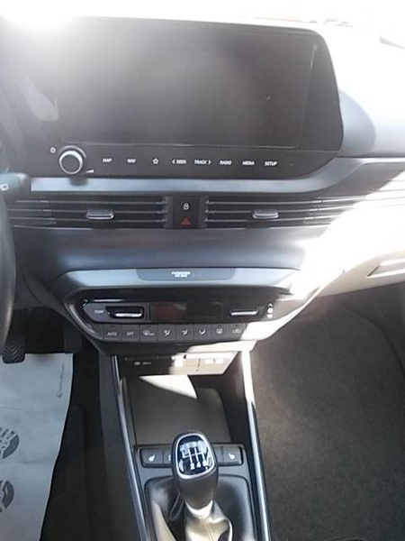 Hyundai i20 Connect & Go, 1. Hd, Bose Sound, Kamera, 2XUSB, Klimaautomatik, Lenkradheizung, 16" Alufelgen — photo 13