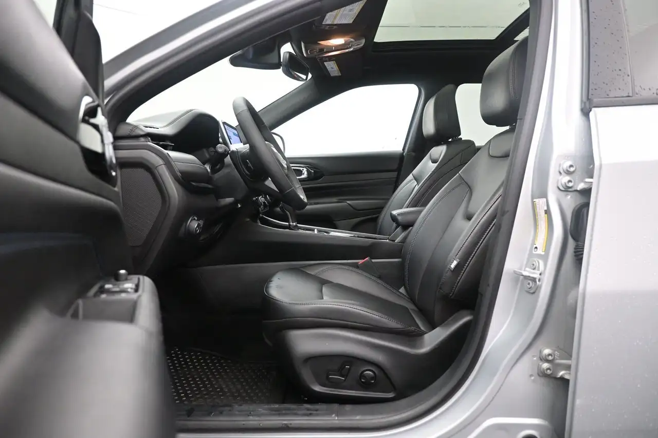 Jeep Compass fotografie Jeep Compass