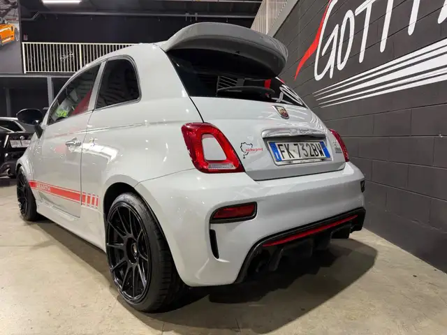 Abarth 595 view 5