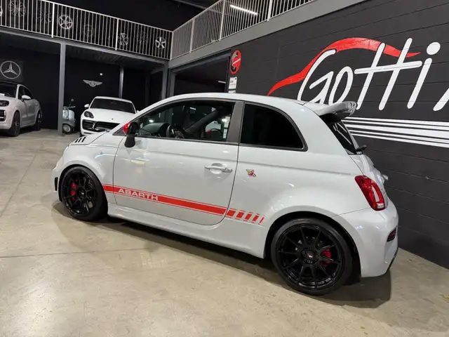 Abarth 595 view 4