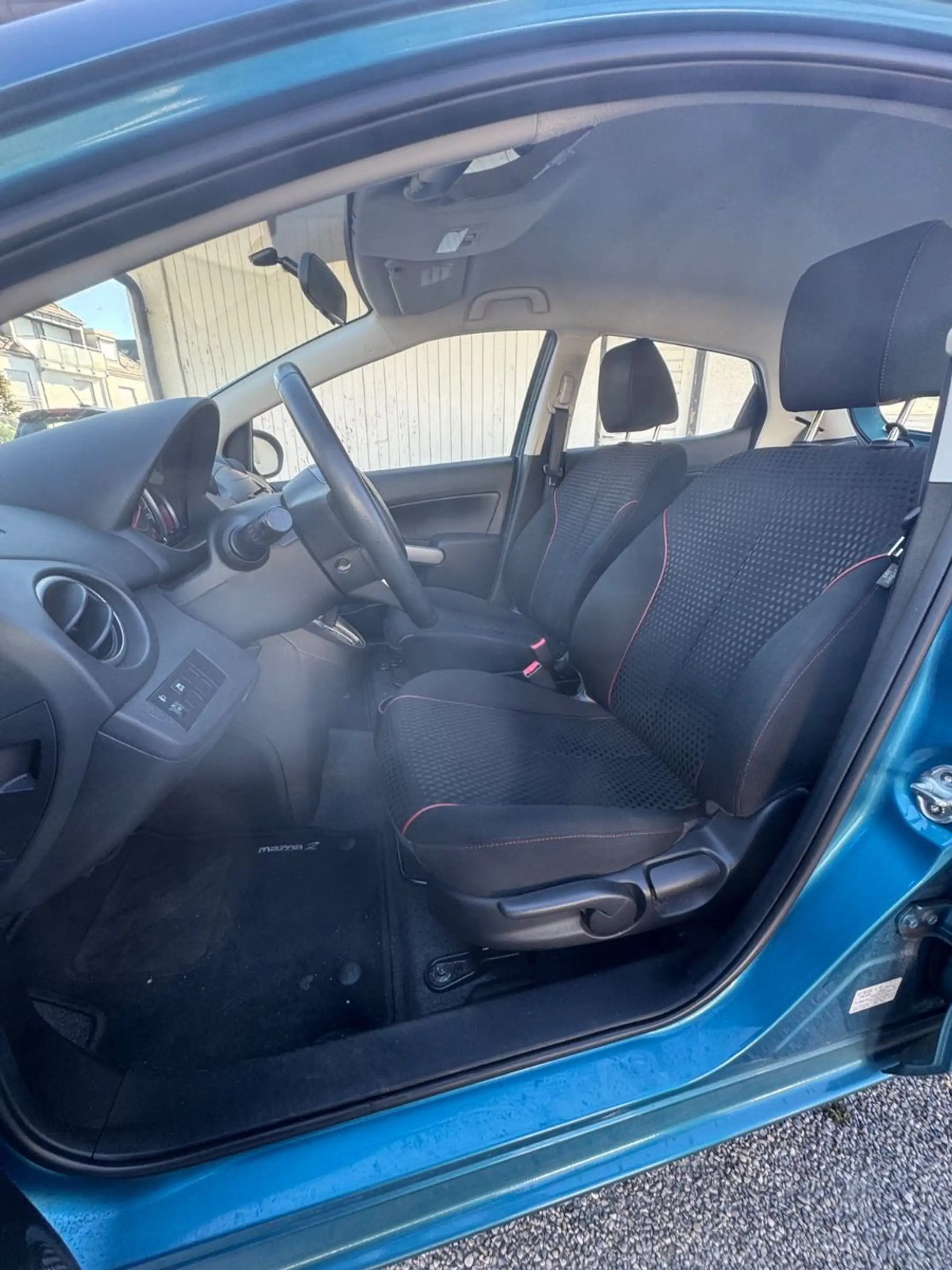 Mazda 2 Lim. 1.5 Center-Line Automatik 24.000 km 1.Hd — photo 15