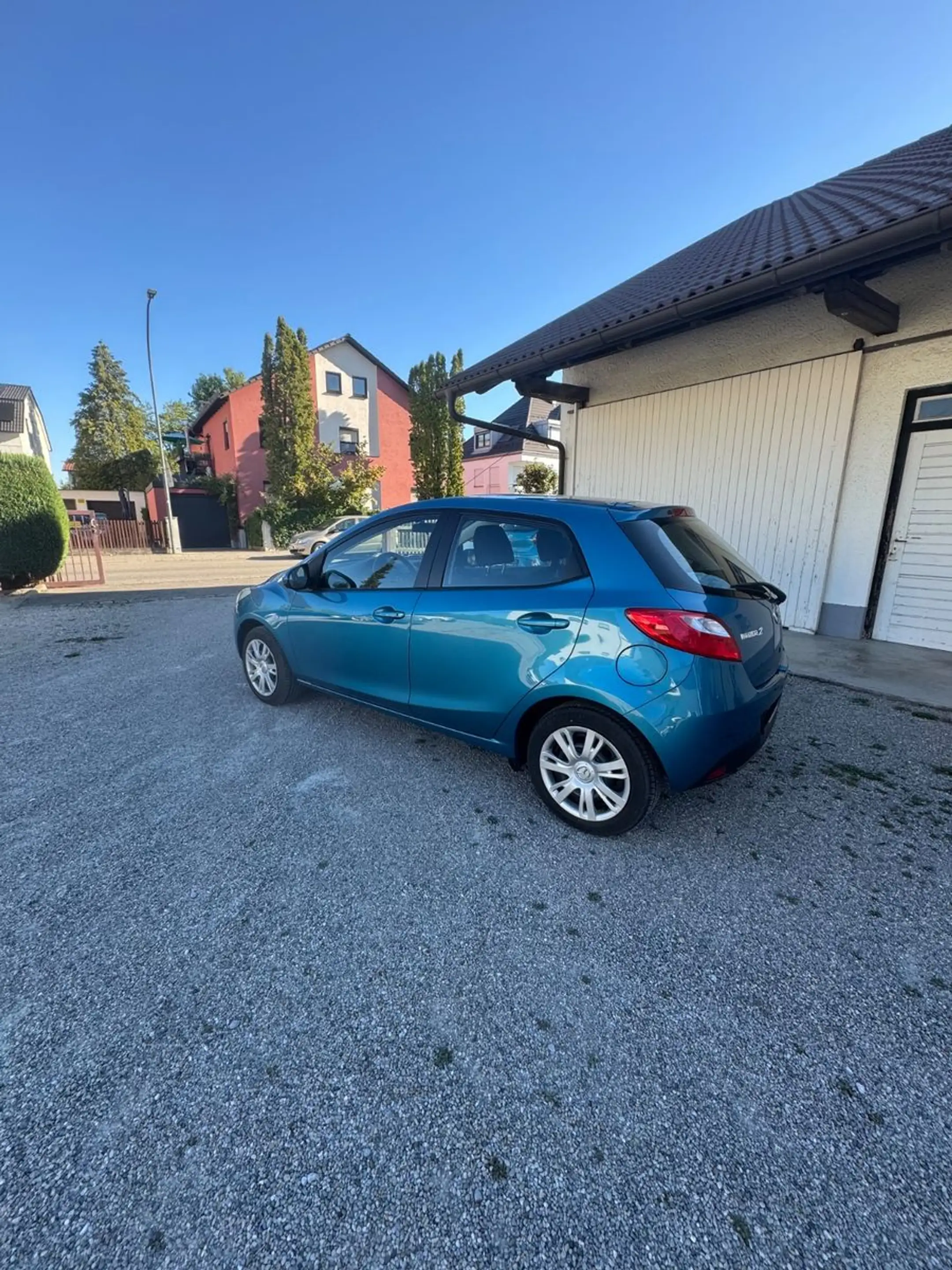 Mazda 2 Lim. 1.5 Center-Line Automatik 24.000 km 1.Hd — photo 8