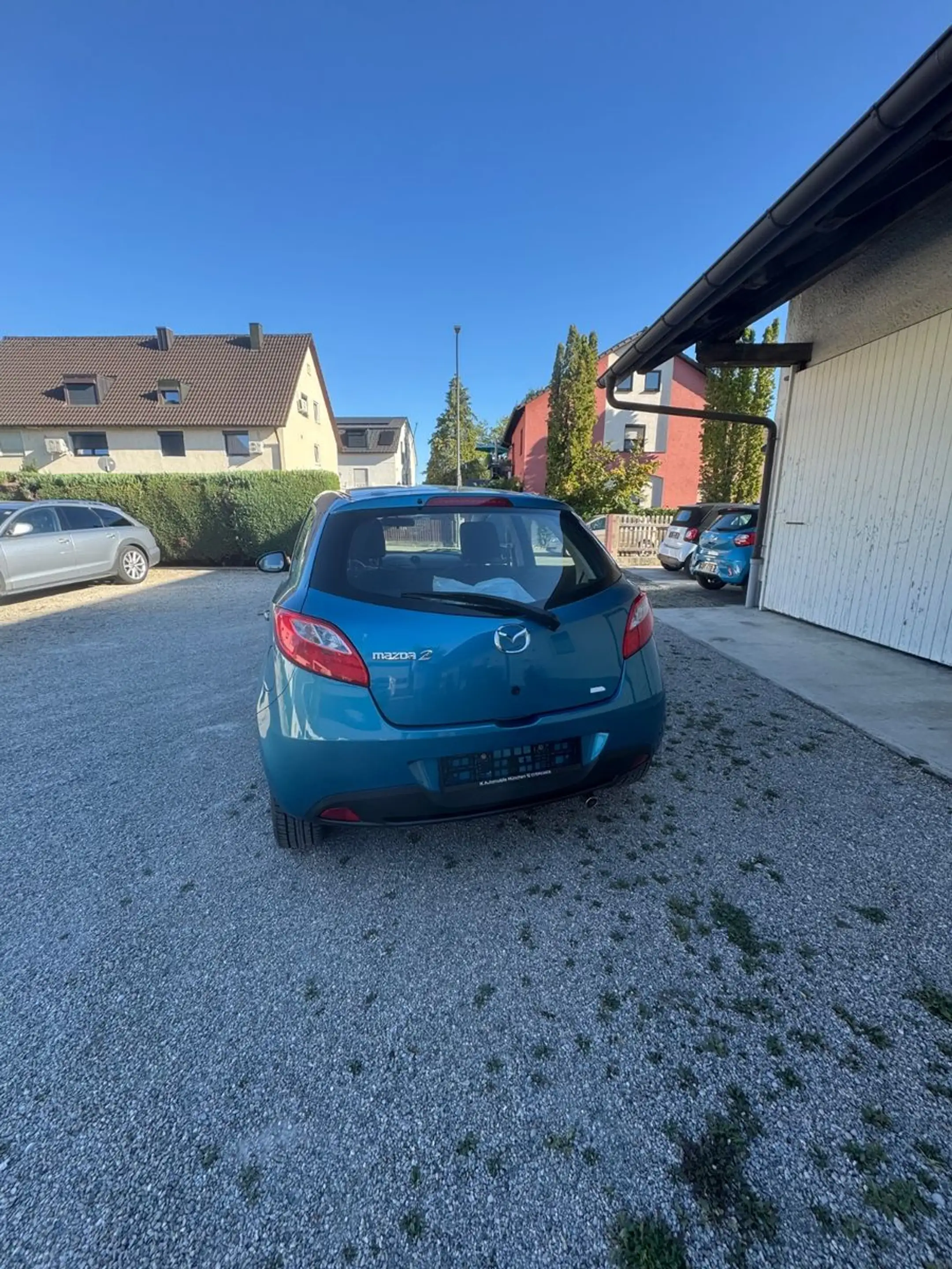 Mazda 2 Lim. 1.5 Center-Line Automatik 24.000 km 1.Hd — photo 6