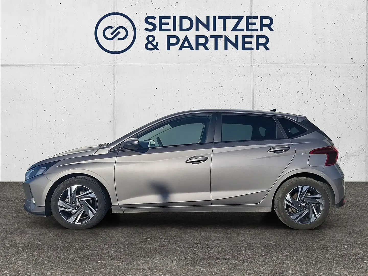 Hyundai i20 1,0 T-GDI i-Line Plus DCT Grau - 2