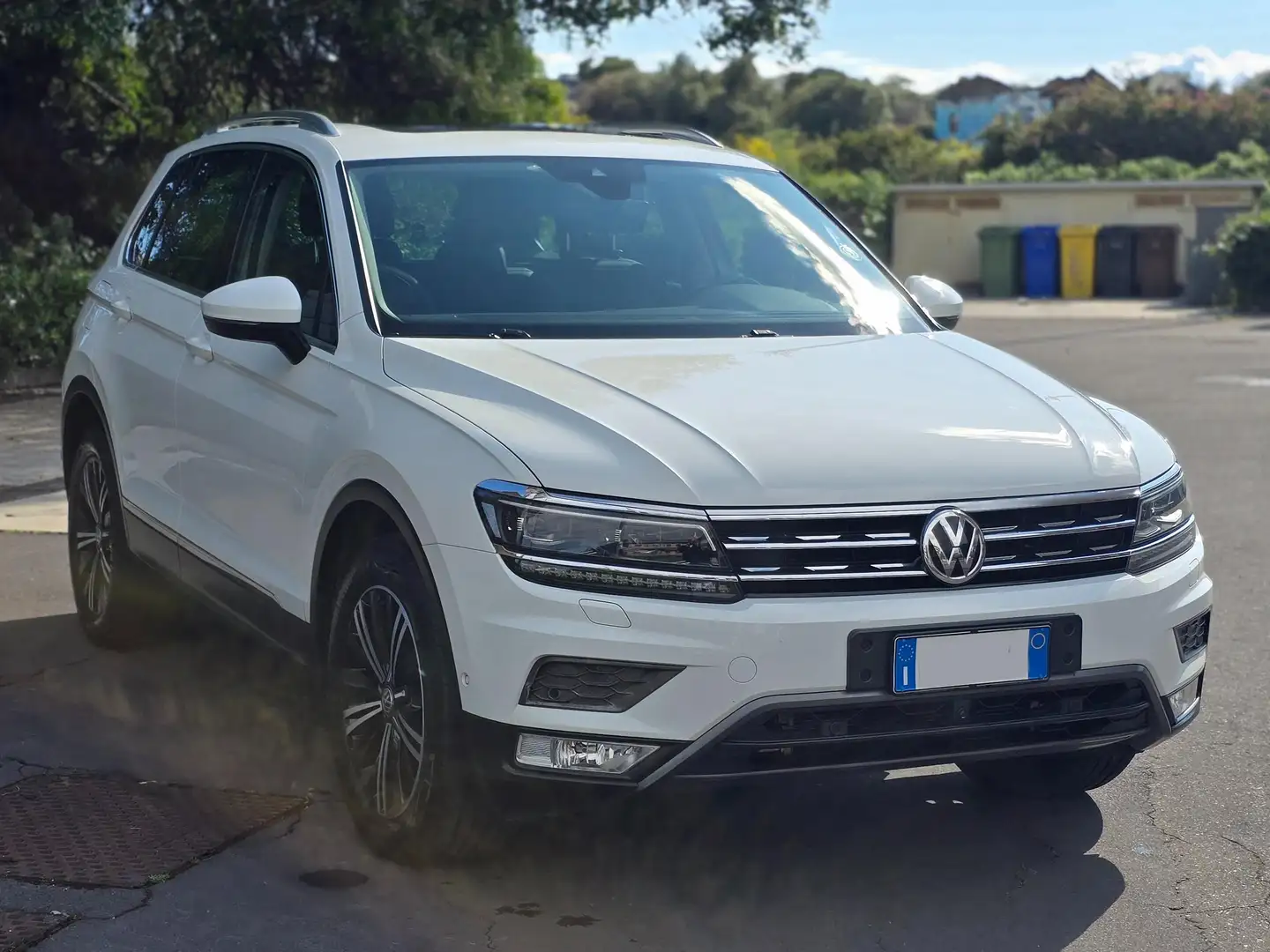 Volkswagen Tiguan VW Tiguan 2.0 TDI Executive DSG 150 CV BMT 4MOTION Bianco - 1