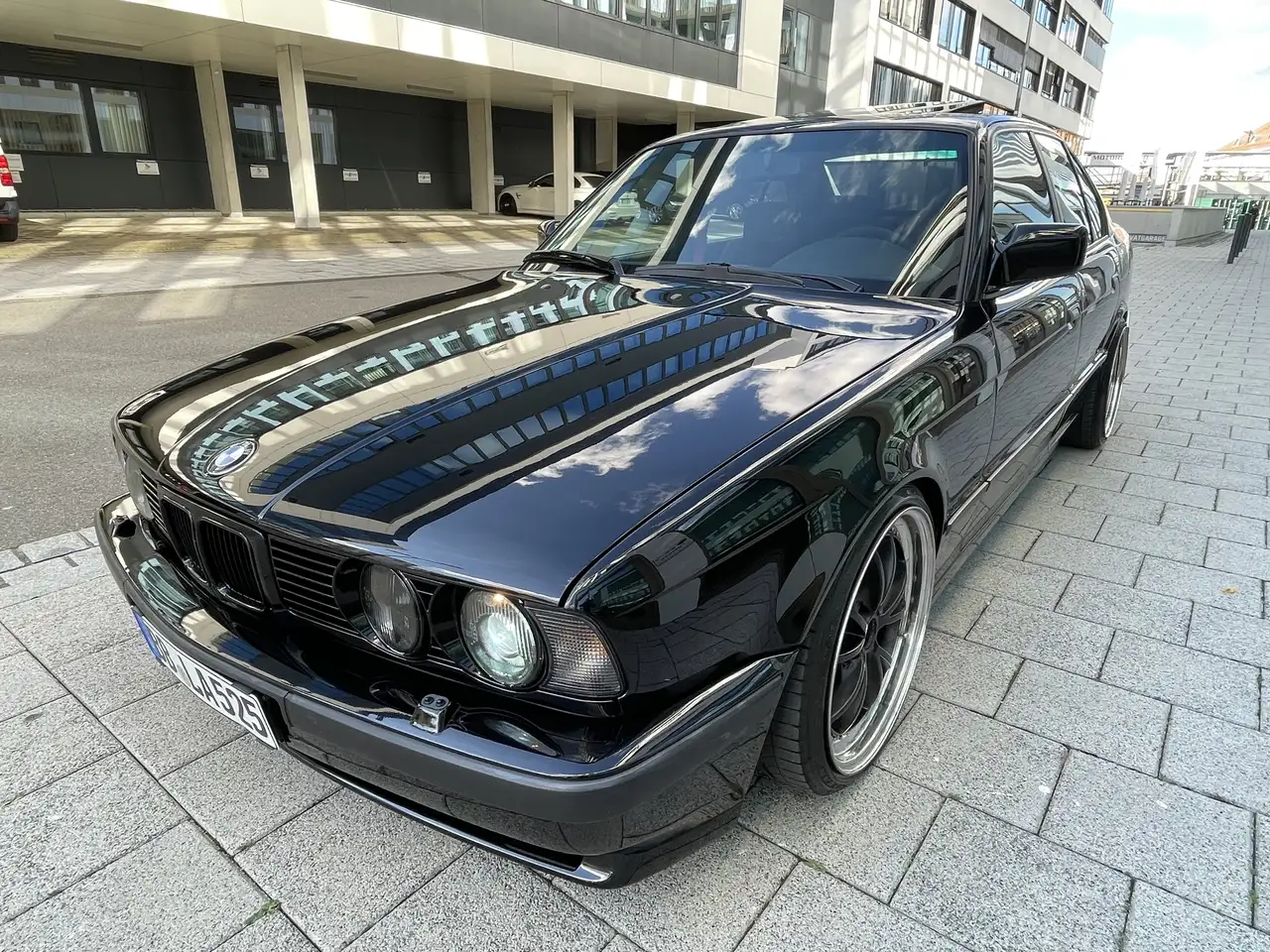 BMW 525i 24V, foto 3