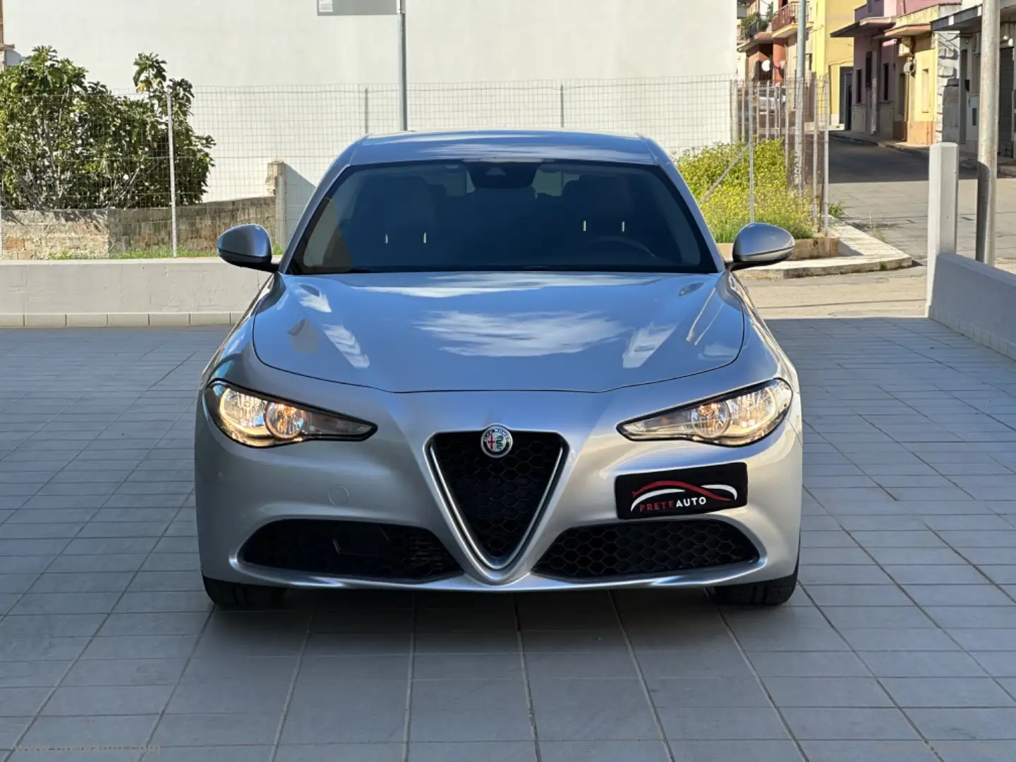 Alfa Romeo Giulia 2.2 TD 150 CV Business Gris - 2
