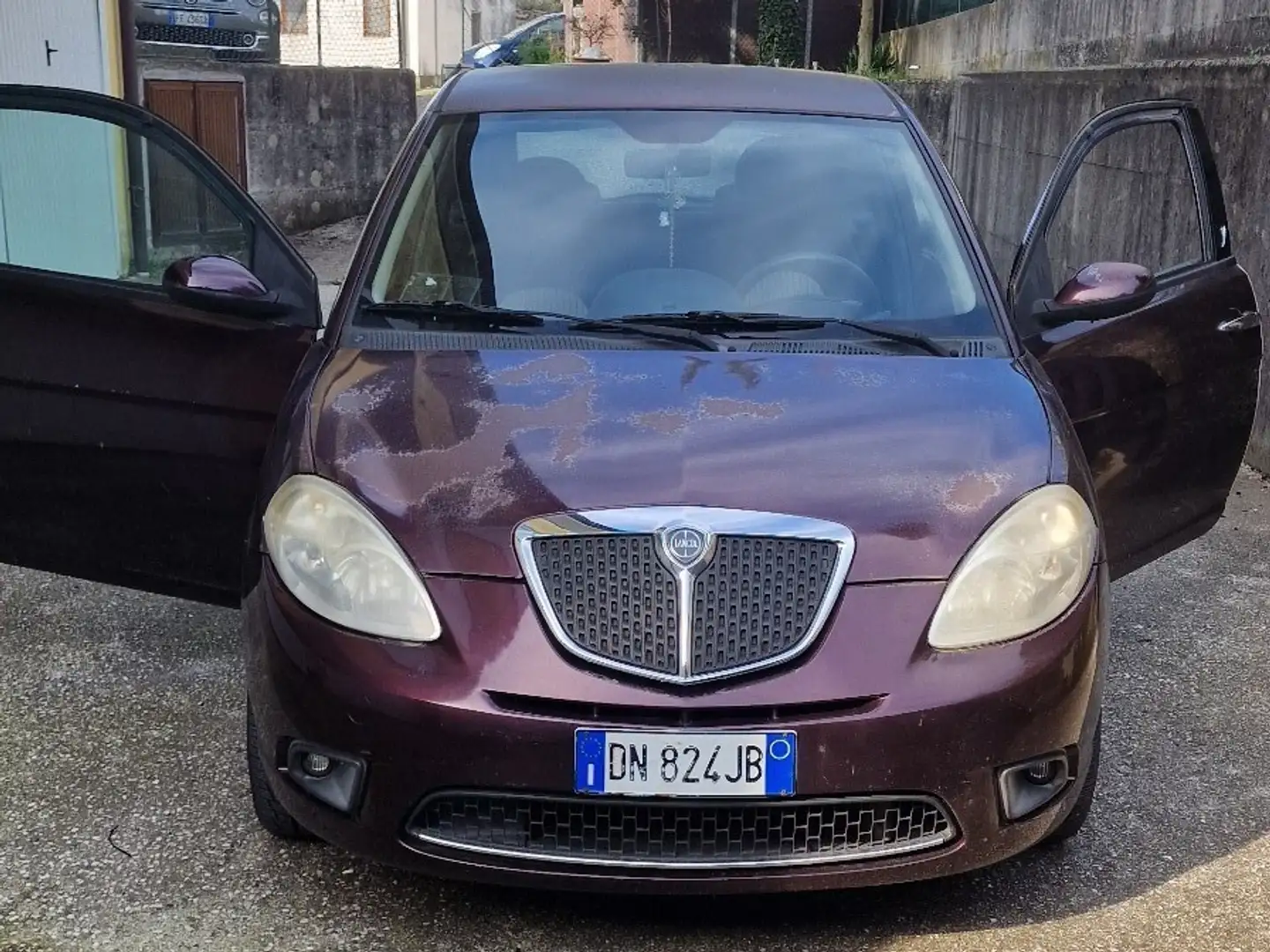 Lancia Y 1.2 8v LS c/airbag ecvt - 1