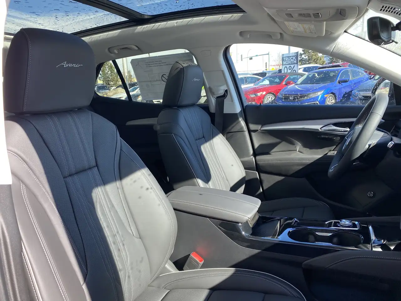 Buick Envision снимка Buick Envision
