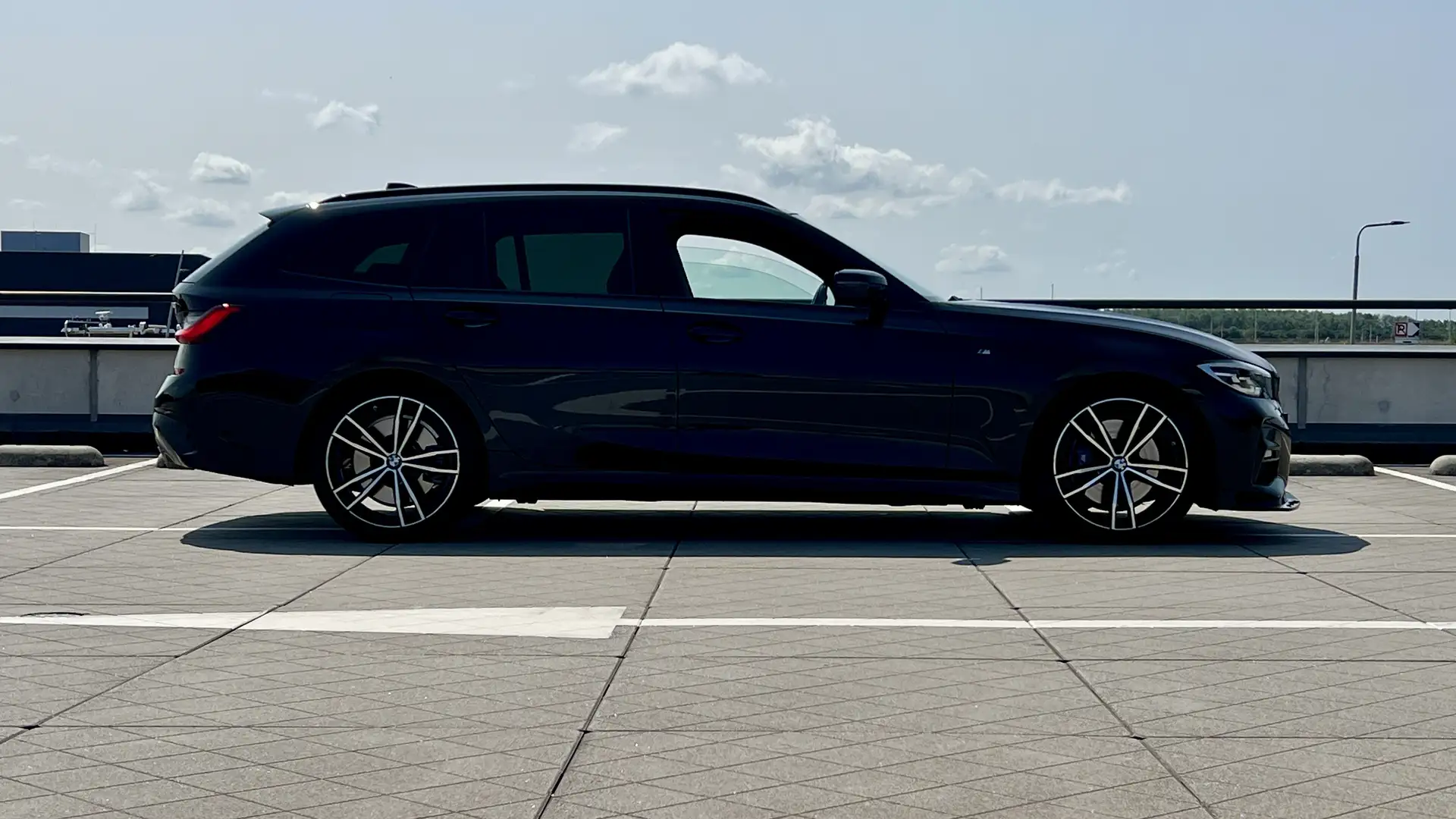 BMW 330 330i Touring Aut. M Sport - 2
