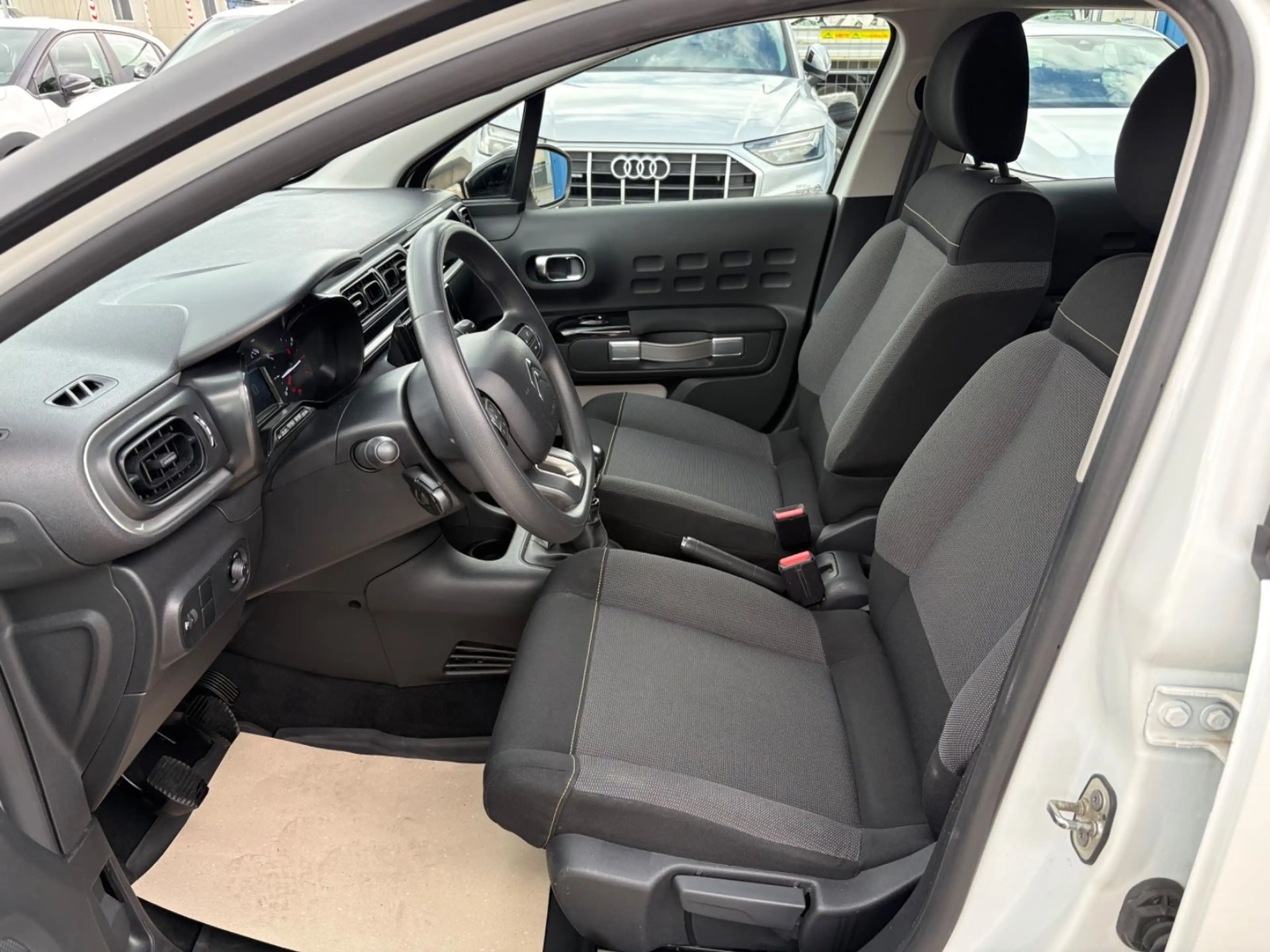 Citroen C3 Lim. 1.5 BlueHDI*Navi*LaneAssist*PDC*Tempomat — photo 8
