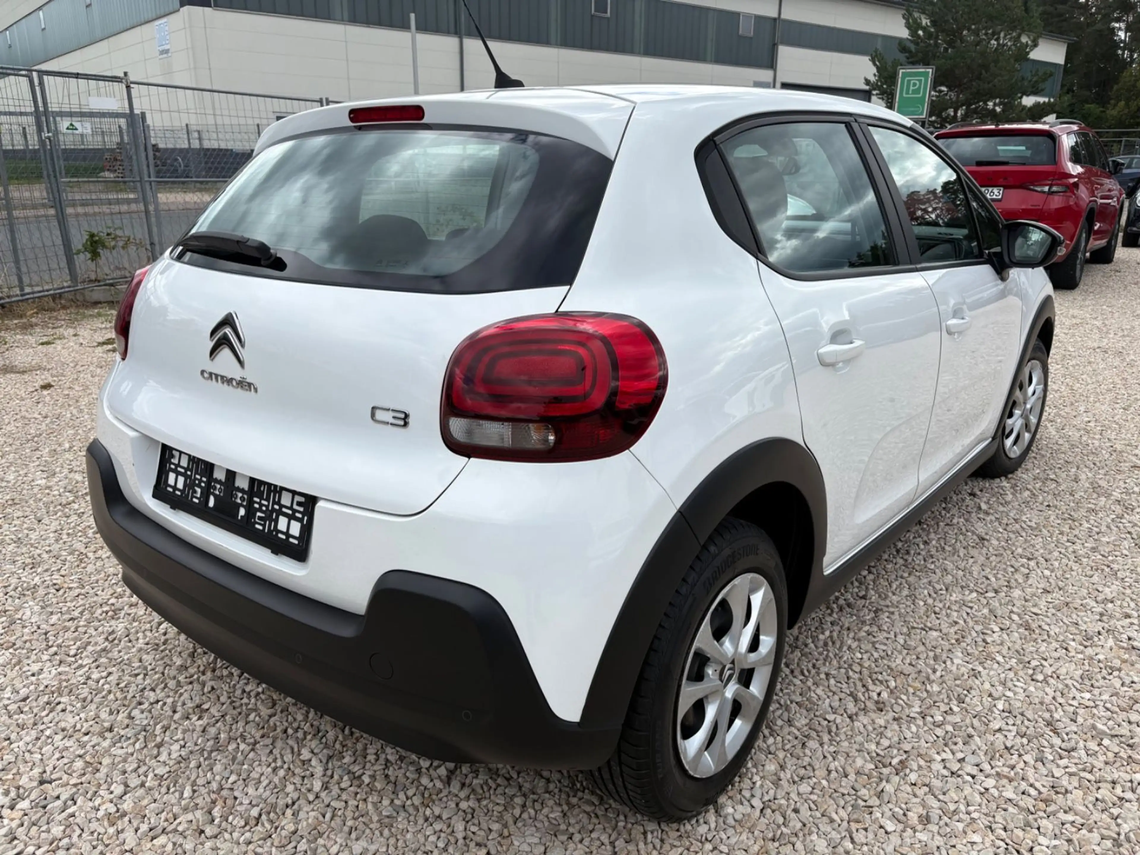 Citroen C3 Lim. 1.5 BlueHDI*Navi*LaneAssist*PDC*Tempomat — photo 4