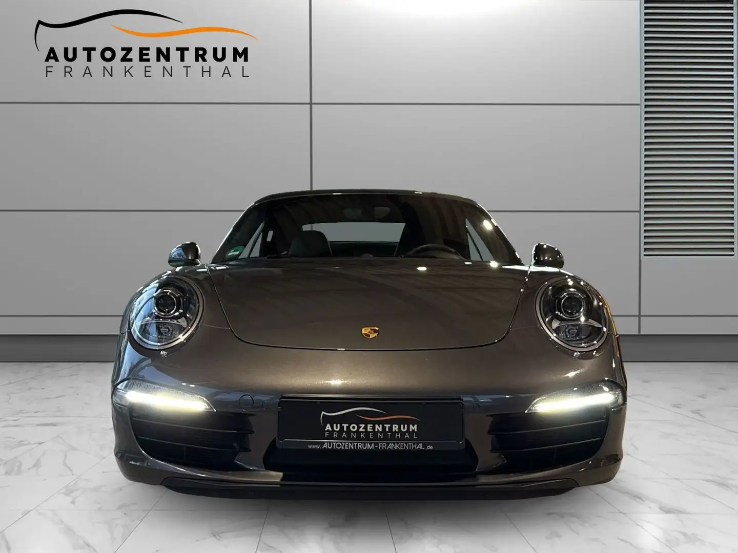 Porsche 911 Carrera S Cabriolet Grau - 2