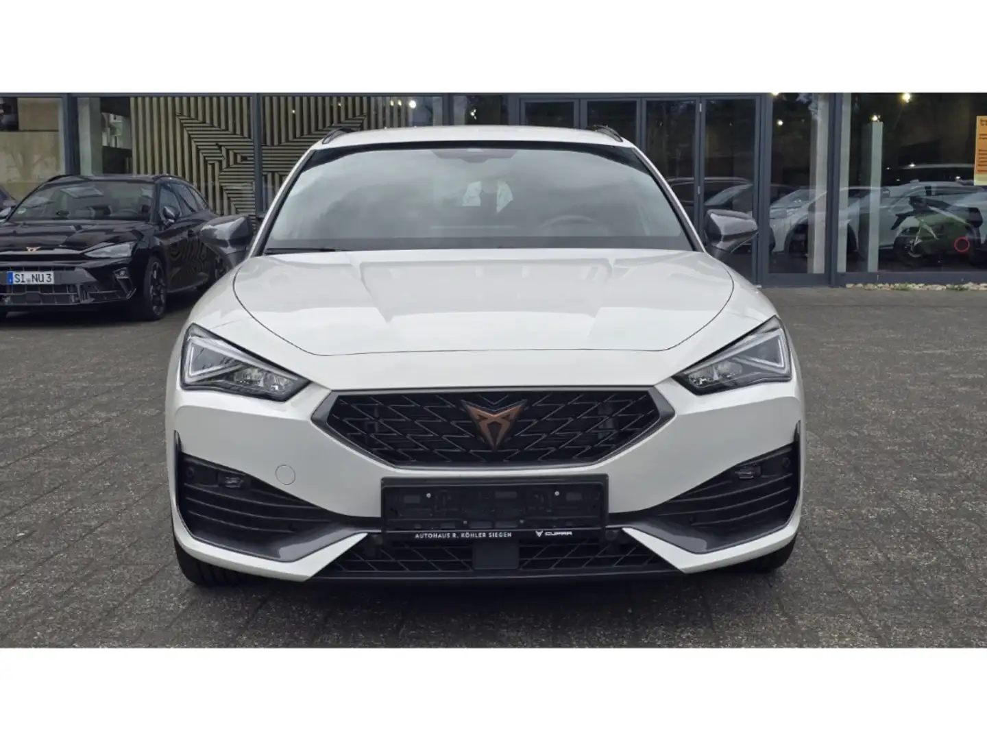 CUPRA Leon Sportstourer 1.4 e-HYBRID Kamera Sitzheizung Navi Weiß - 2