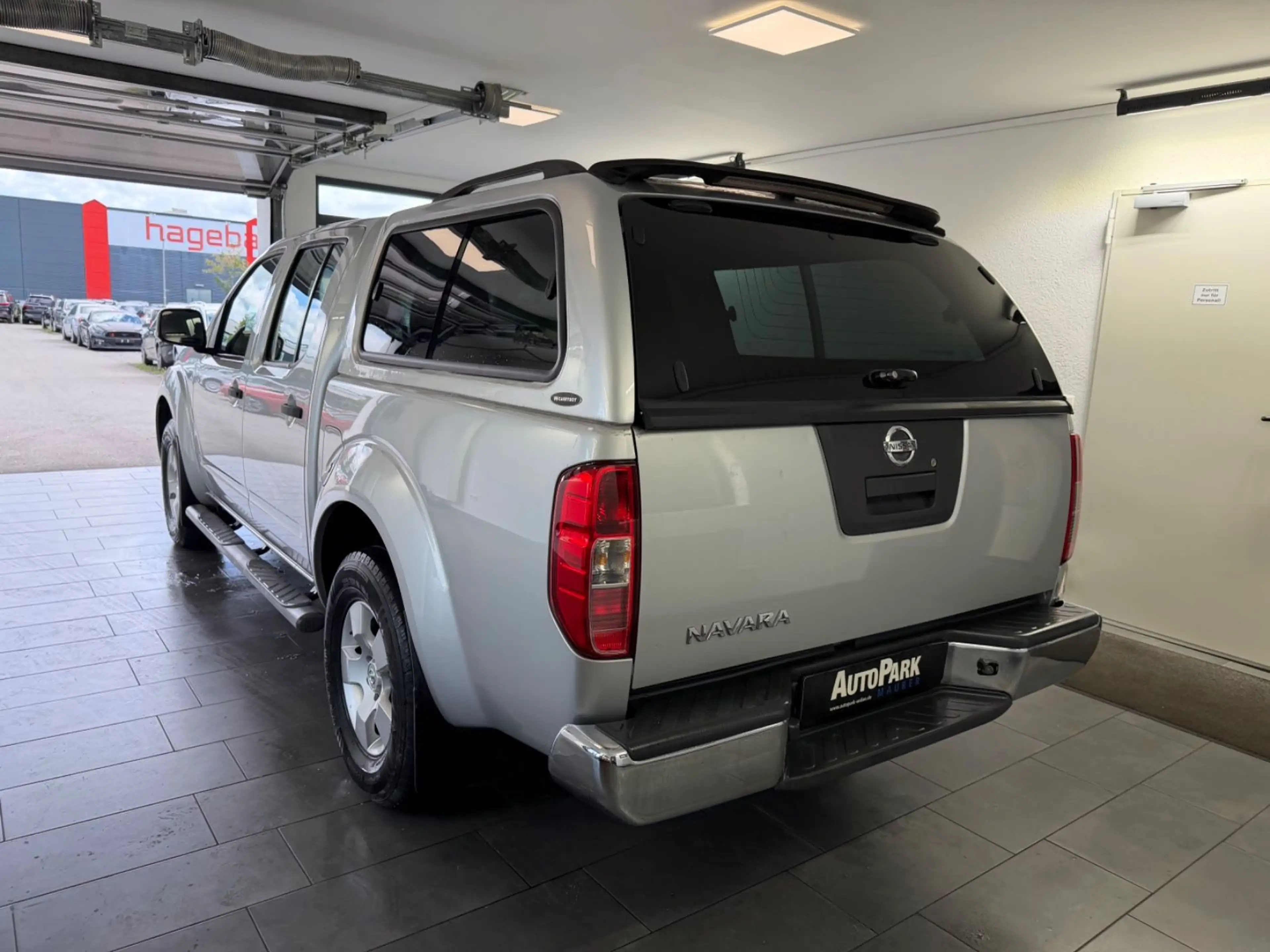 Nissan Navara Pickup Double Cab 4X4 | Hardtop | HU NEU — photo 8