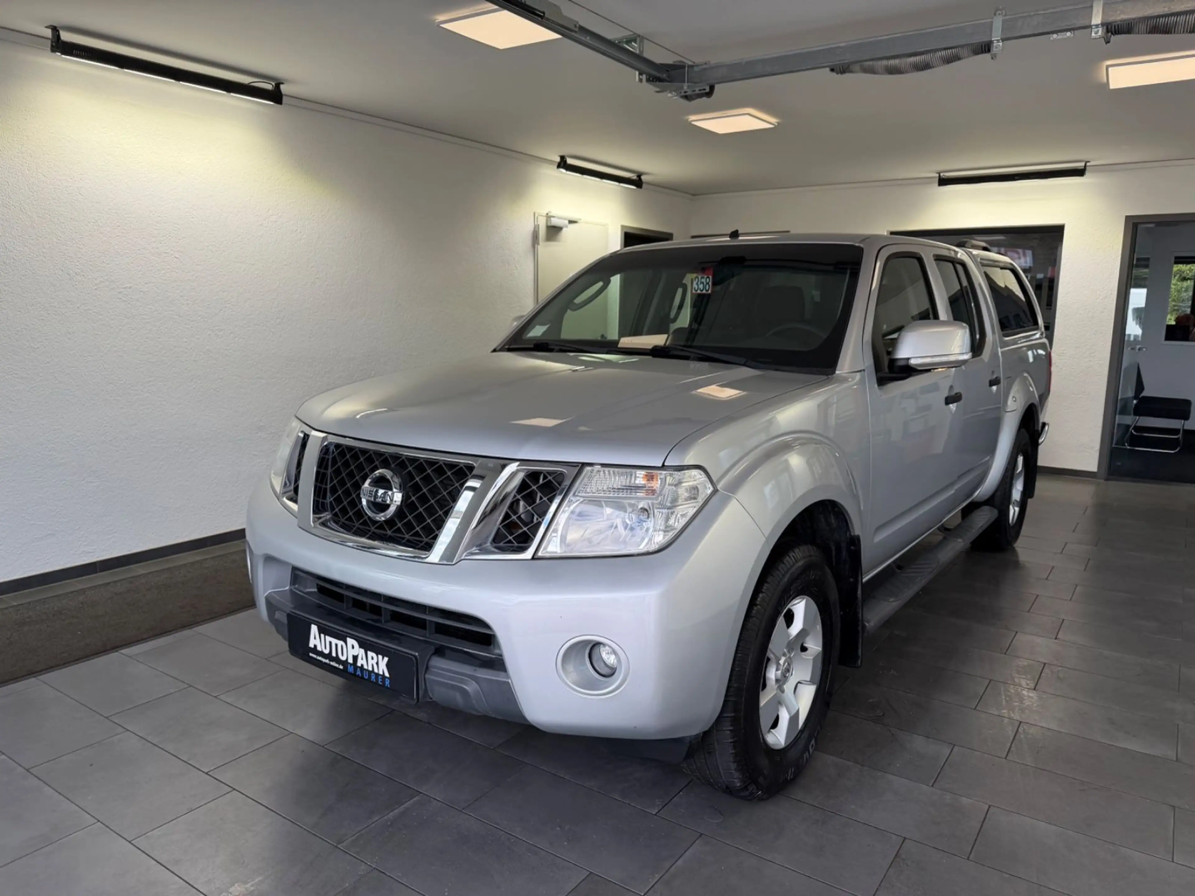 Nissan Navara Pickup Double Cab 4X4 | Hardtop | HU NEU — photo 2