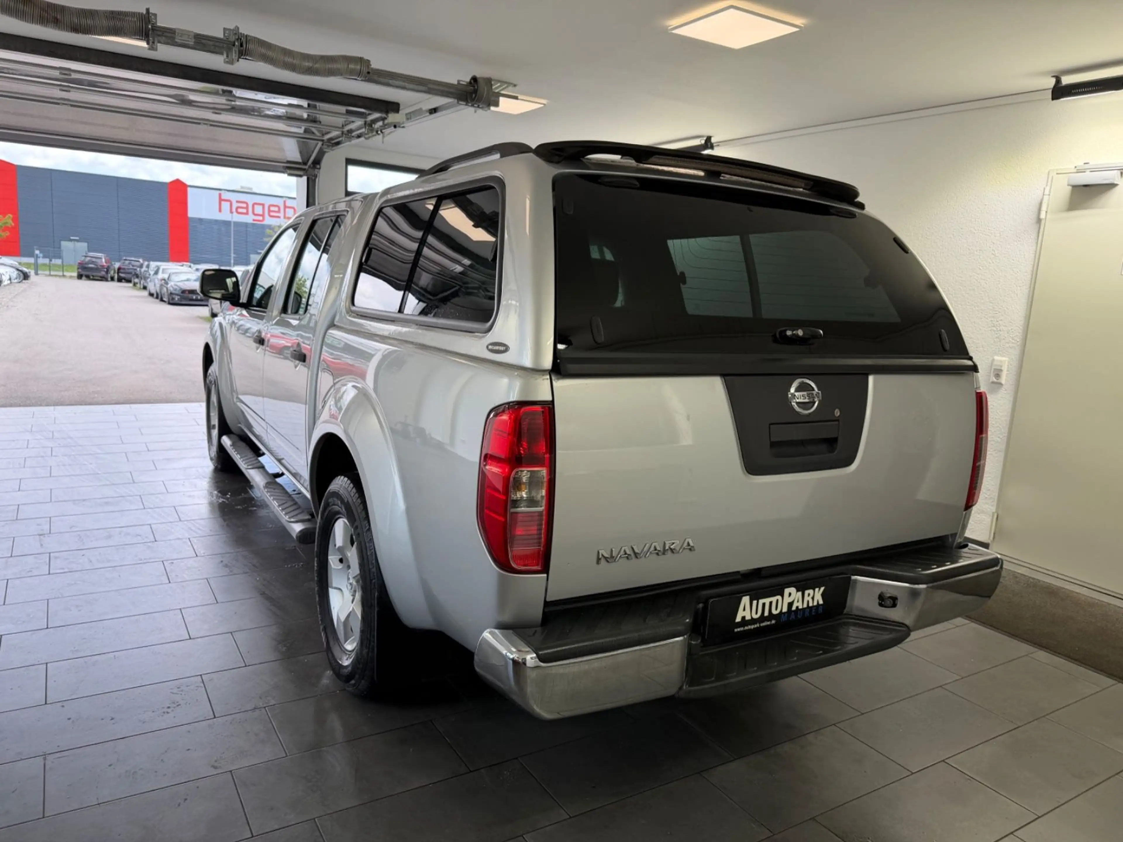Nissan Navara Pickup Double Cab 4X4 | Hardtop | HU NEU — photo 7