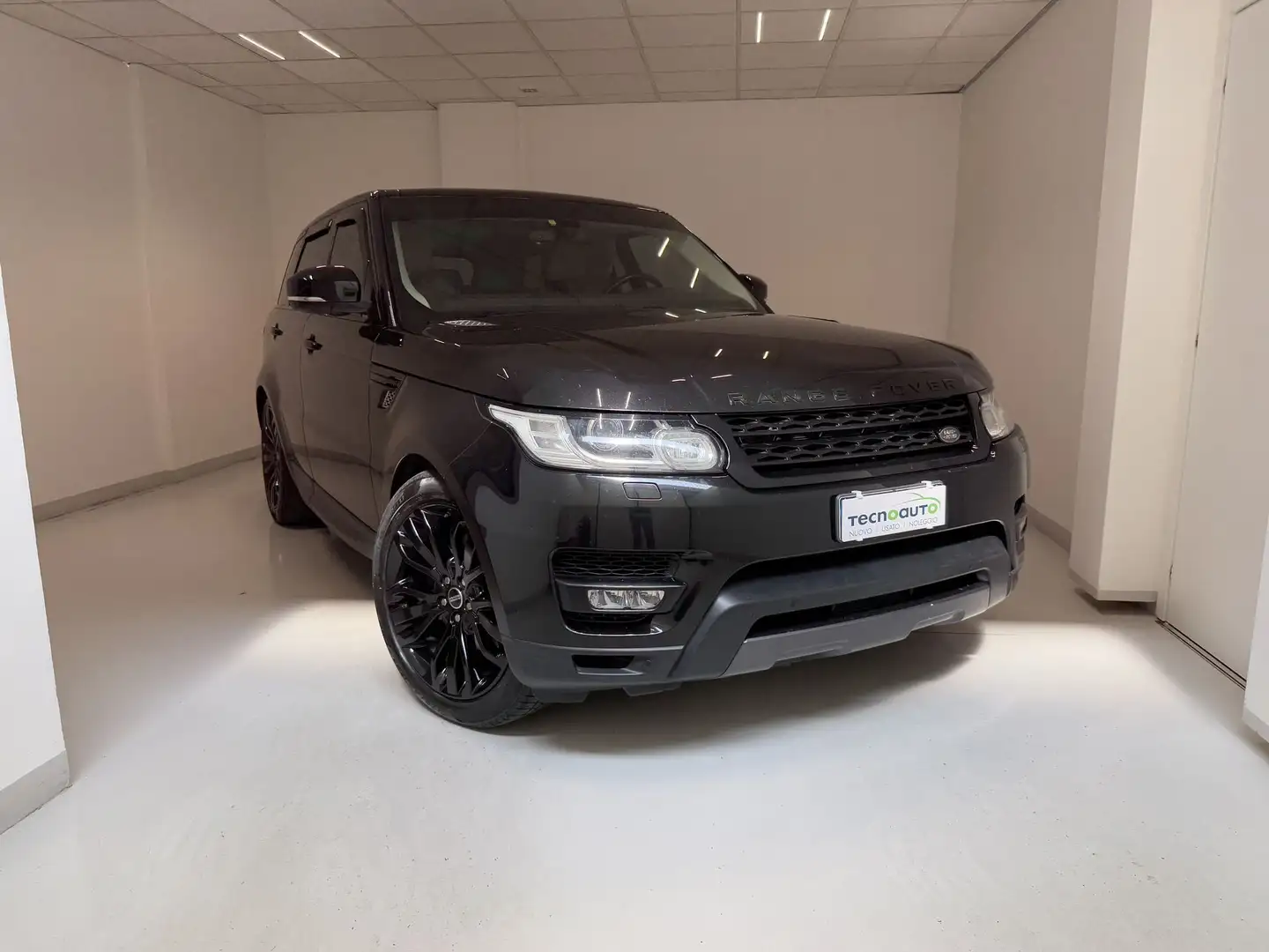 Land Rover Range Rover Sport 3.0 TDV6 HSE Dynamic Nero - 2