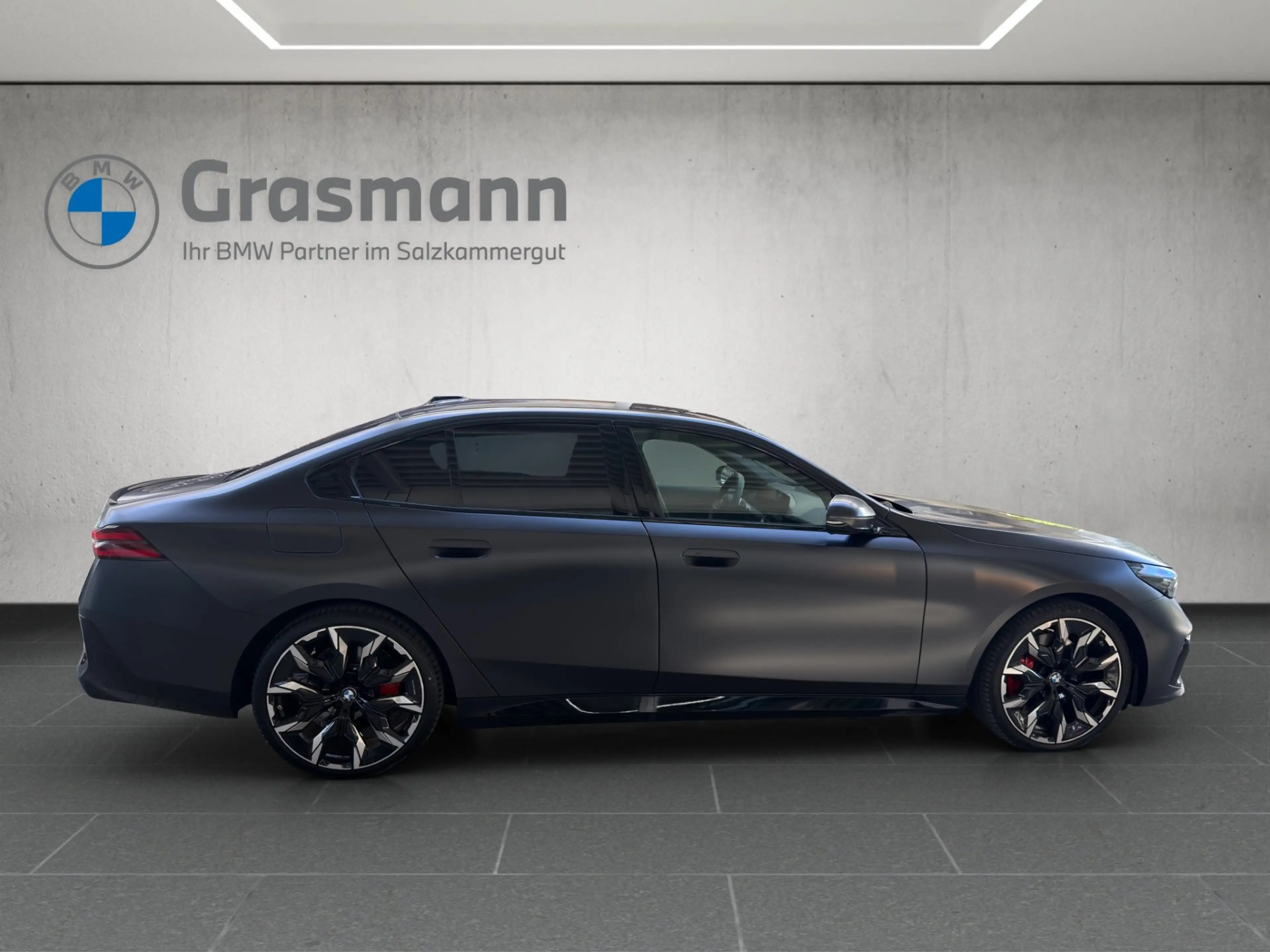 BMW 540 d xDrive — photo 6