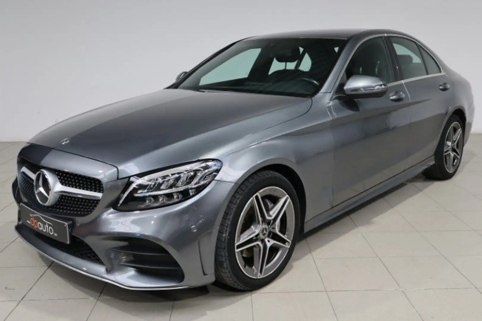 Mercedes-Benz C 200 AMG PACK Grijs - 2