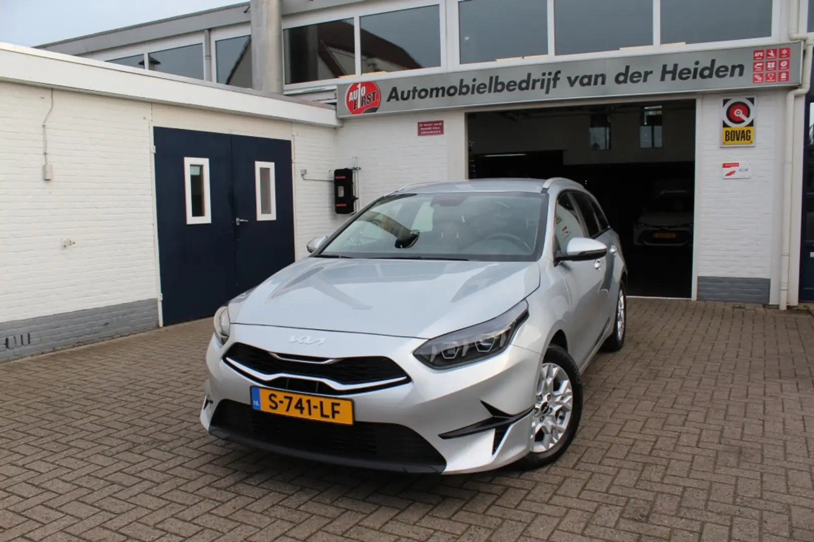Kia Ceed SW / cee'd SW Sportswagon 1.0 T-GDi DynamicLine Gris - 1