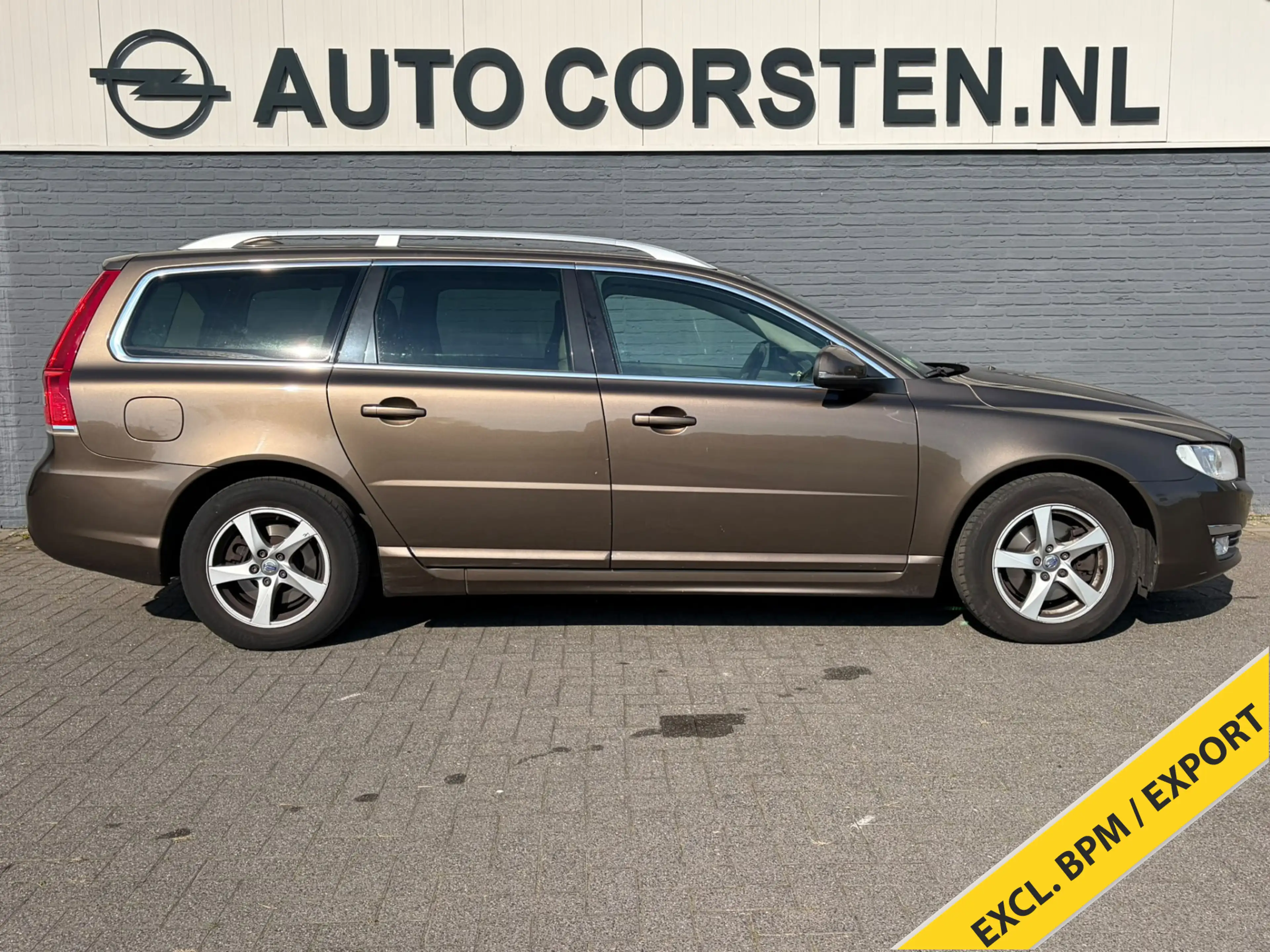 Volvo V70 2.0 D4 Leder Trekhaak Navi Ecc Bluetooth Pdc Schui — photo 4