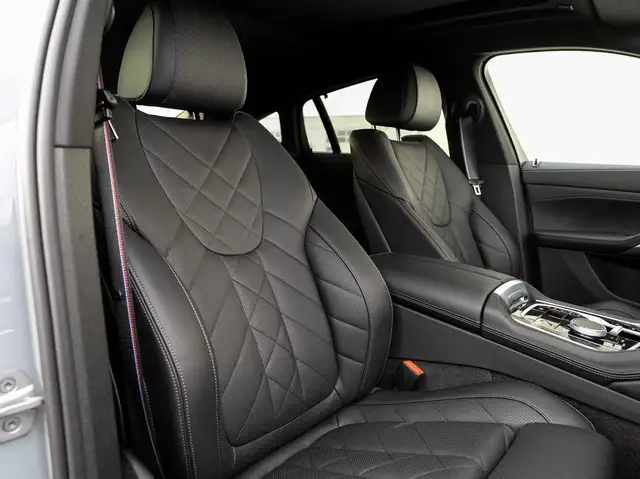 BMW X6 view 7