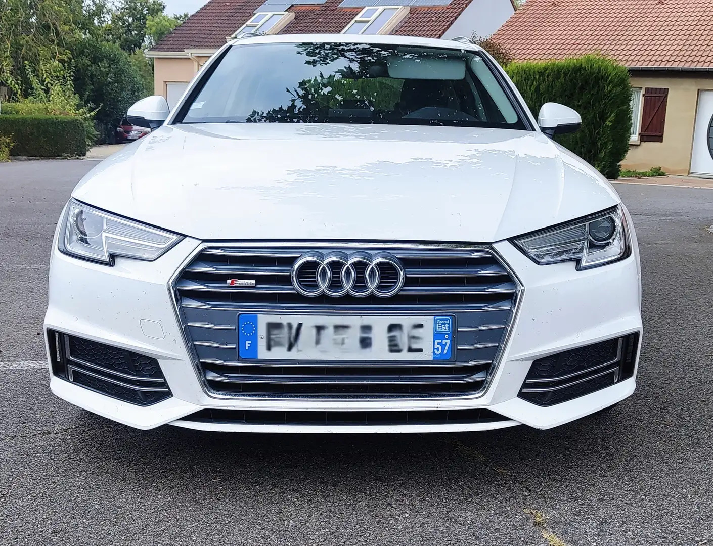 Audi A4 Avant 2.0 TDI 150 S-Line - 1