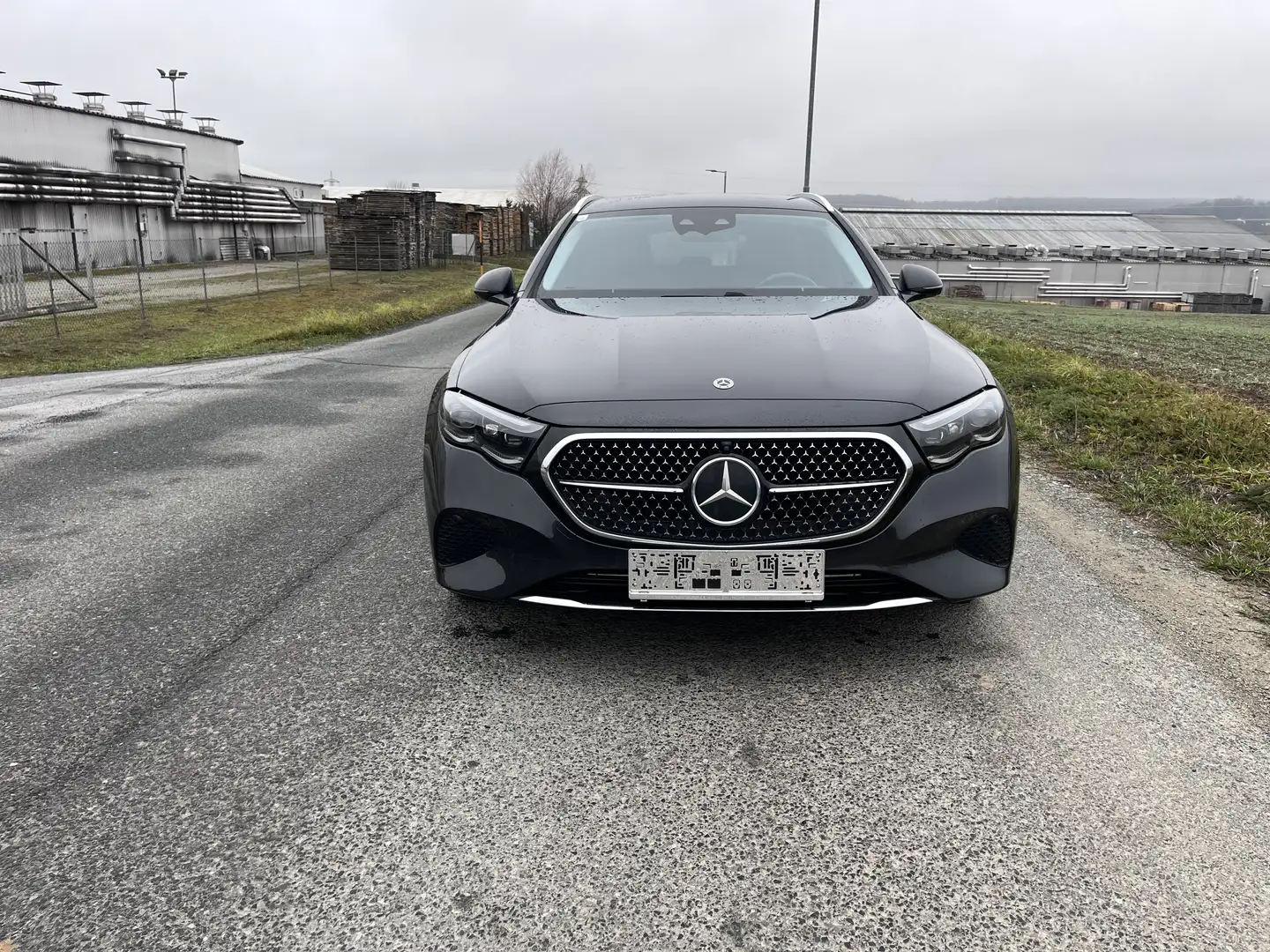 Mercedes-Benz E 300 300de T PHEV Osterreich Edition Aut. Grau - 2