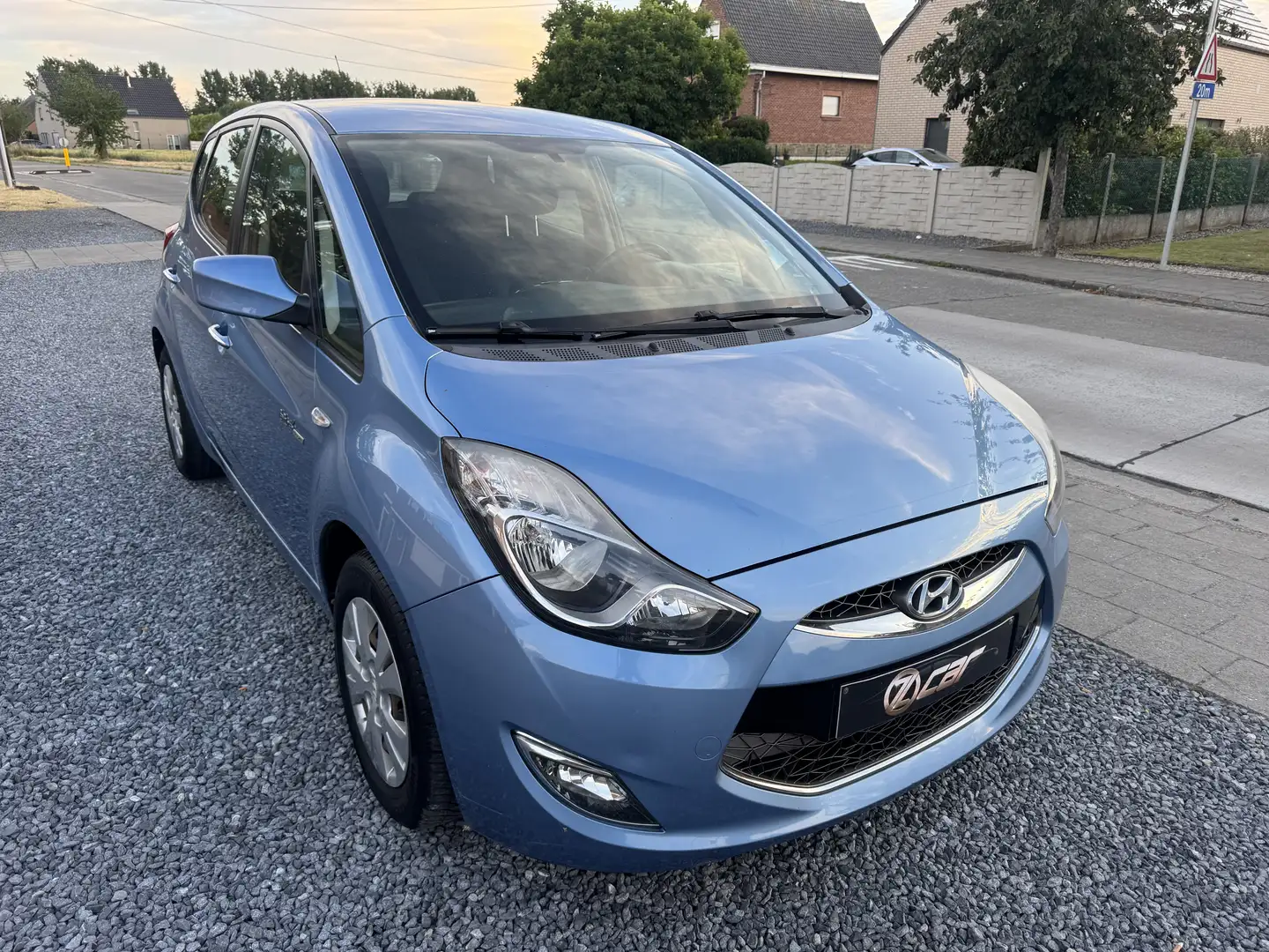 Hyundai iX20 1.4 CRDi Lounge ISG Stop Blauw - 2