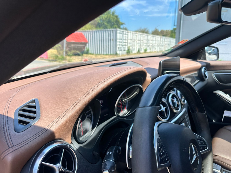 Mercedes-Benz CLA 45 AMG 4Matic * Panorama * Abgas * Carbon * — photo 13