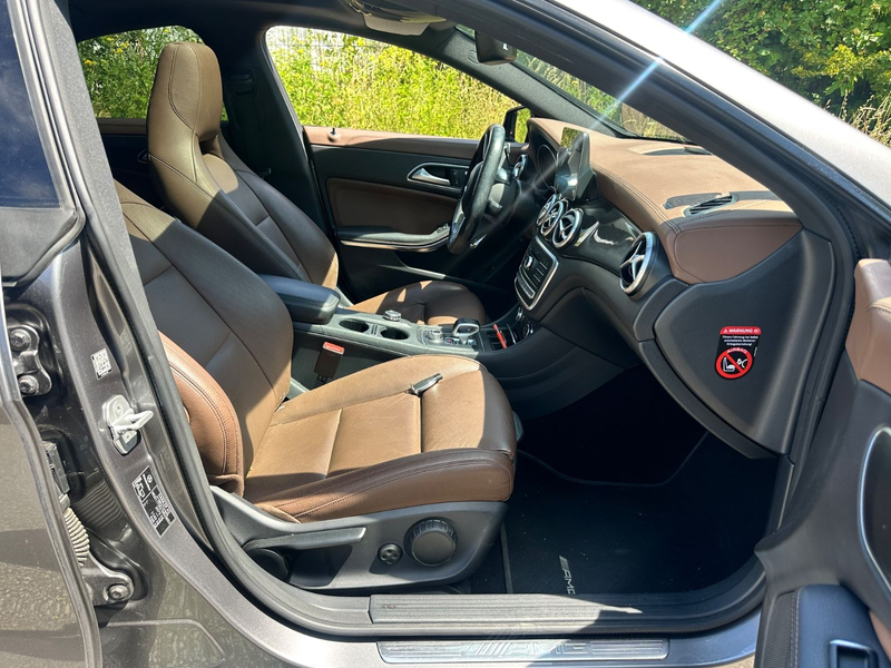 Mercedes-Benz CLA 45 AMG 4Matic * Panorama * Abgas * Carbon * — photo 9