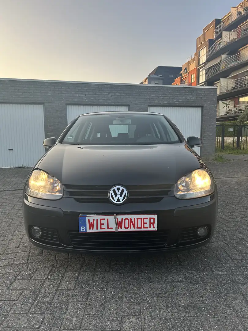 Volkswagen Golf 1.6 FSI Comfortline Zwart - 2